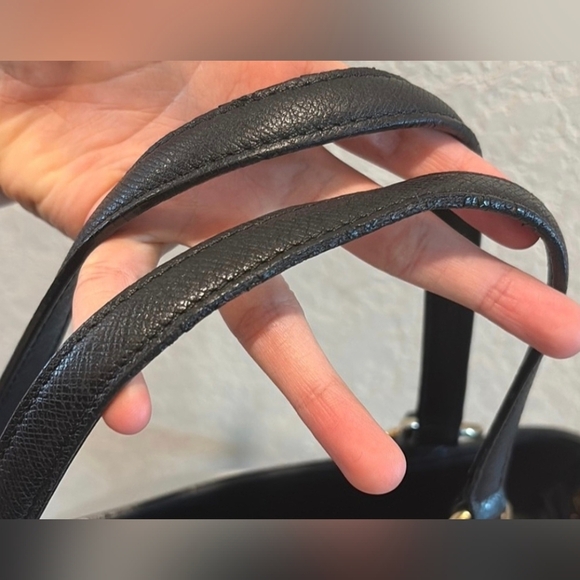 MCM Munchen Tote Black Saffiano Leather Handbag (EUC) - Picture 12 of 12